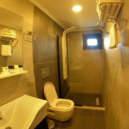 Hotel Extravagant Hotel Avsa 3*