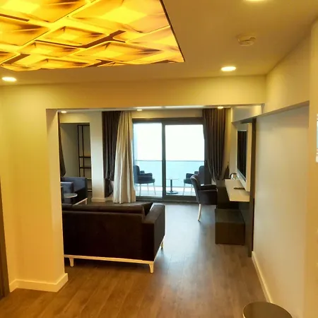 ホテル Extravagant Hotel Avsa 3*