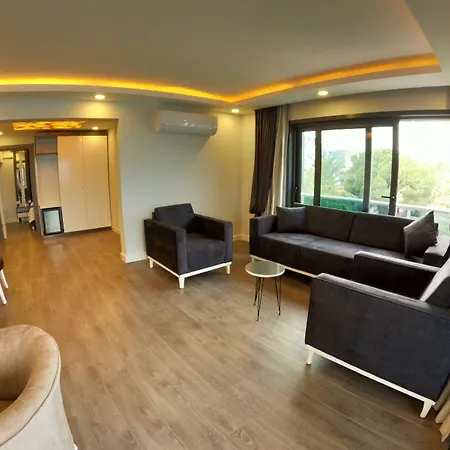 ホテル Extravagant Hotel Avsa 3*